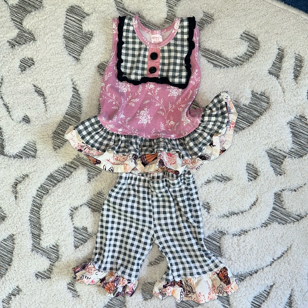 Giggle moon 2 piece set knit Gingam tunic ruffle